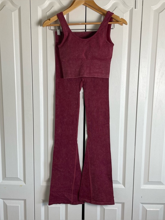 No Boundaries Pants - No Boundaries Flare Seamless Leggings Scoop Cropped Tank Top Women's XS Burgundy